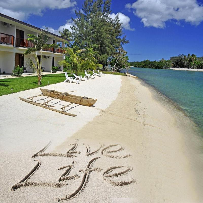 Tropicana Lagoon Resort Port Vila Bagian luar foto